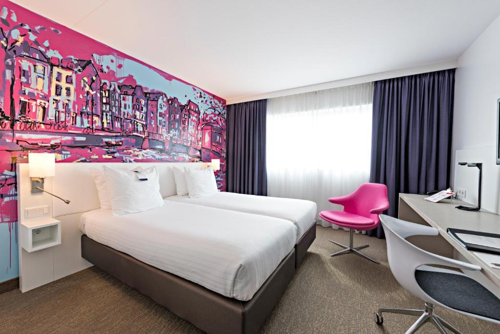 WestCord Art Hotel Amsterdam image 2