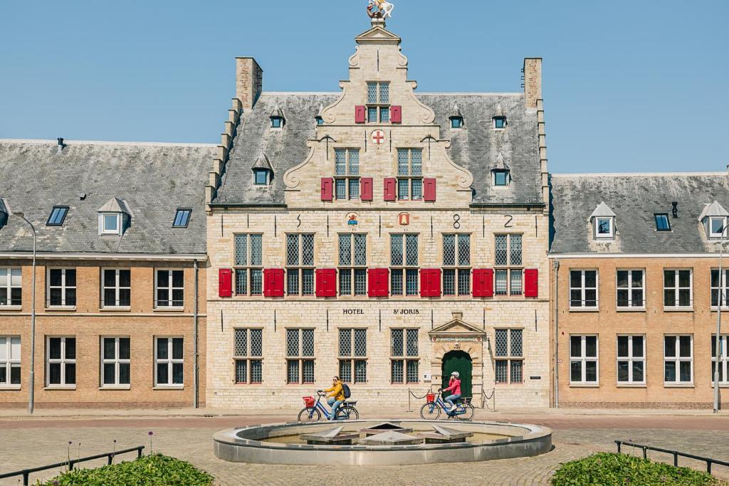 Hotel St Joris image 2