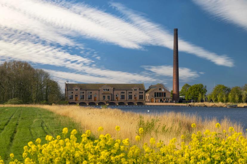 Woudagemaal Station image 1