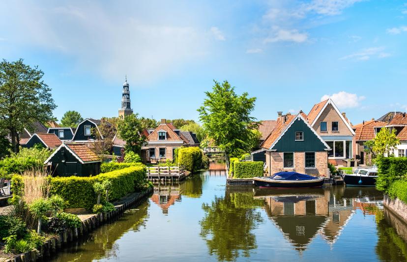 Hindeloopen Painted Houses & Museum image 1